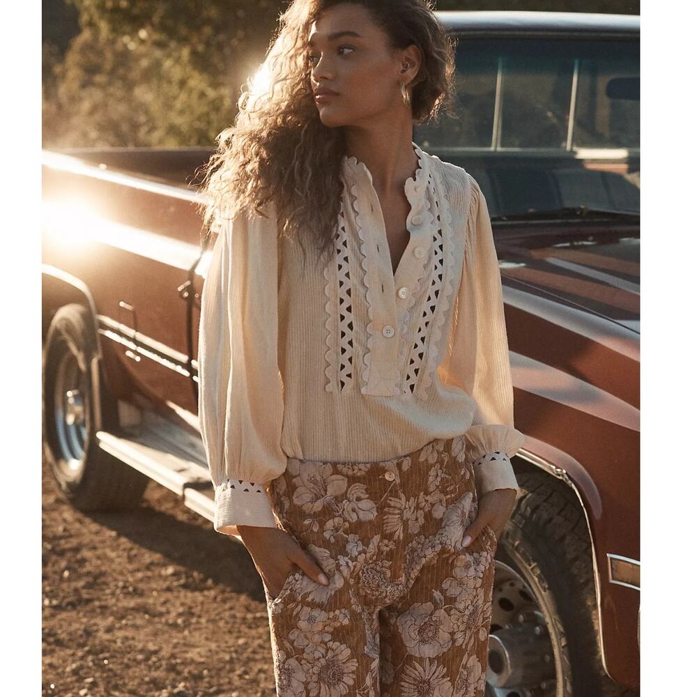 New Antik Batik Aya Cream Lace Blouse - Size Medium